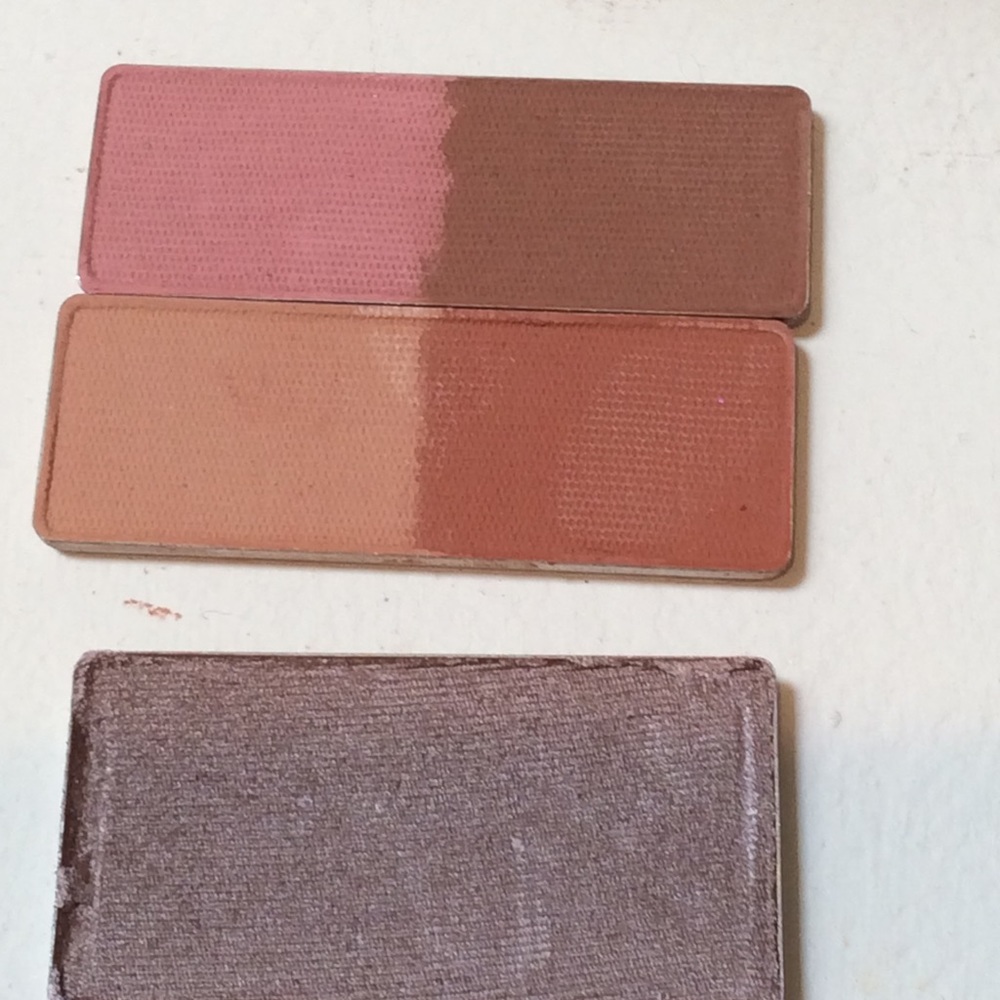 Lancome blush 2 colors only eyeshadow in pic not included